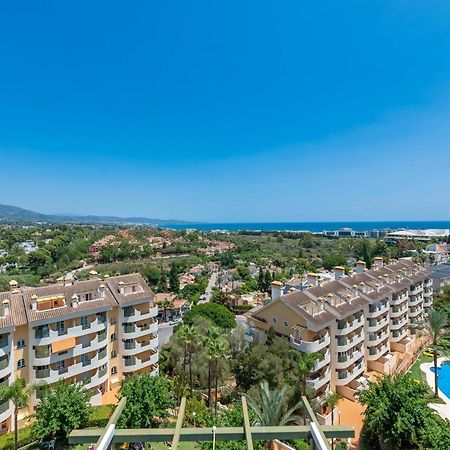 Elegant 2 Bdrm Penthouse With Bbq And Pools Lägenhet Marbella Exteriör bild